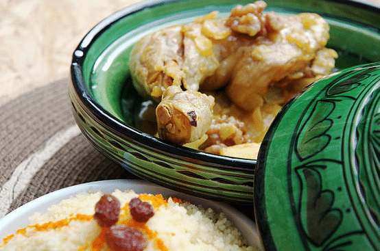 Recette de tajine poulet aux artichauts et aux petits pois